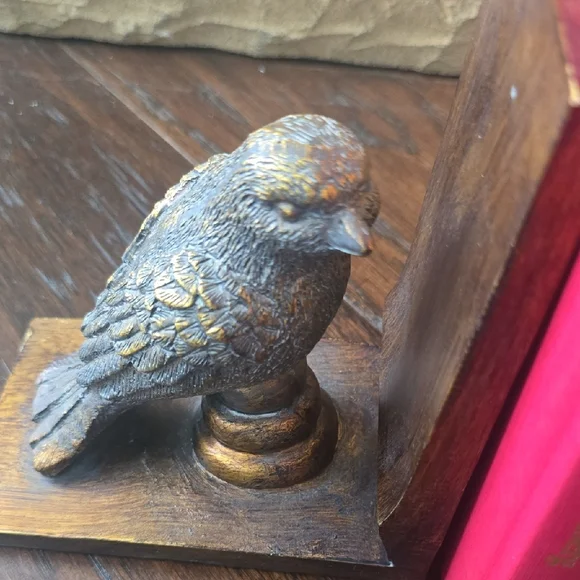 Rustic Bird Bookends - Brown and Gold - Picture 4 of 5